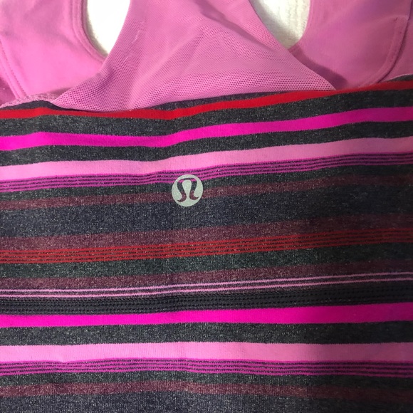 🎉HP🎉 EUC Lululemon striped scoop tank - Picture 6 of 7